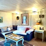 Logis Saint-flaceau Bed & Breakfast 4*