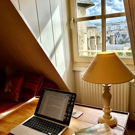 Logis Saint-flaceau Couette-café 4*