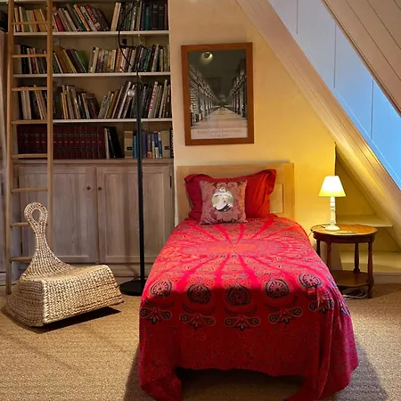 Logis Saint-flaceau Couette-café 4*