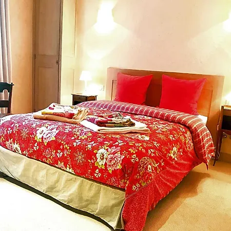 Logis Saint-flaceau Alojamento de Acomodação e Pequeno-almoço Le Mans