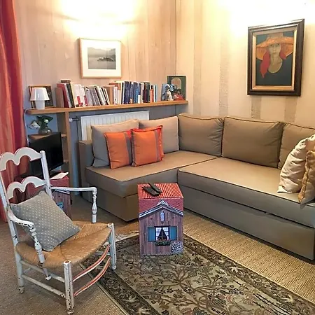 Logis Saint-flaceau Alojamento de Acomodação e Pequeno-almoço 4*