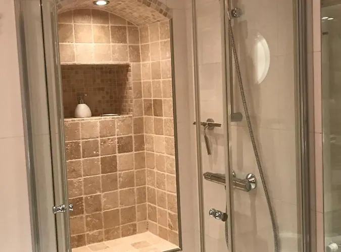 Logis Saint-flaceau Bed & Breakfast