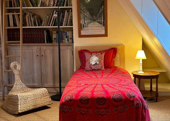 Logis Saint-flaceau Nocleg ze śniadaniem 4*