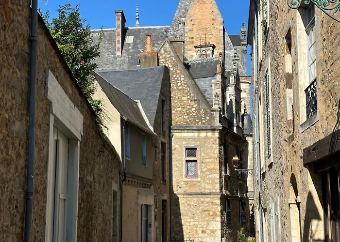 Logis Saint-flaceau 4*